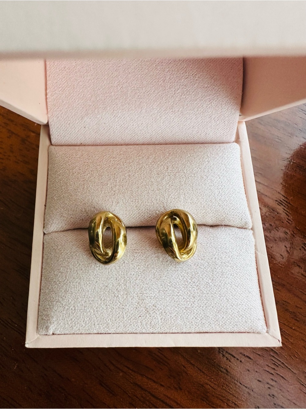Classic 9K Solid Gold Knot Stud Earrings